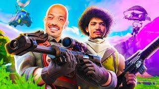 Je joue à Fortnite avec mon gros daron chauve et nudiste