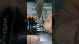 "Electronic Component Soldering: Multi-Wire Jack Connection with Semi-Automatic Machine