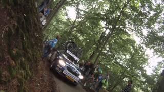 Enecotour 2014, Stage 7,  Hectics, Shimano-cars between cyclists.