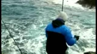 rock fishing.thodoros apostolis..mpg