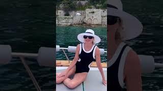 Come Boating With Me in Positano (What I Wore)