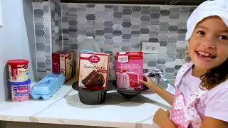 Kids Size Baking How to Make DIY Cake with Celine Toy Surprise!!!