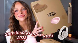 Christmas Haul + Vlog 2023: what I got for Christmas, opening presents, and Grinchmas