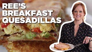 Ree Drummond's Breakfast Quesadillas | The Pioneer Woman | Food Network