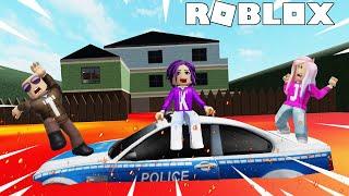 The Floor is Lava at Piggy's House! | Roblox Challenge