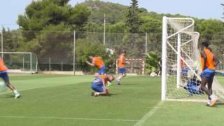 FINISHING PRACTICE: U23S HEADERS AND VOLLEYS