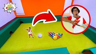 Giant Pool Table Challenge! Daddy vs Combo Panda!