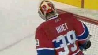 Huet Makes an AWESOME Blue Line Save!