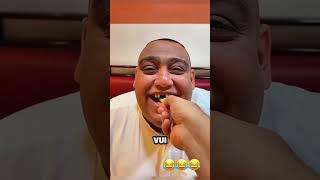 anh chàng này đã khiến cho 2 người bạn của mình phải khóc thét #shorts