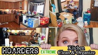 HOARDER!!! KITCHEN CLEANING & ORGANIZATION | CLEAN WITH ME | SAHM MOTIVATION | LIVING WITH CAMBRIEA