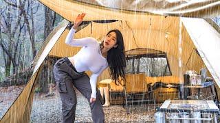CAMPING IN HEAVY RAIN WITH A NEW TENT