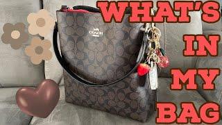 What’s in my coach bucket bag 