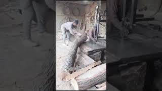 MUST WATCH SAWMILL VIDEO#sawmill #woodbests #carpentry #welding #woodwork #machine