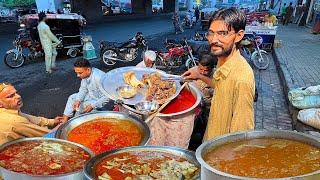 CHEAPEST STREET FOOD AT ROADSIDE | HAFIZ BONG PAYE | NIGHT STREET FOOD TOUR | AUTHENTIC SIRI PAYA