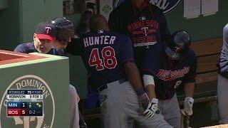 MIN@BOS: Hunter takes foul off leg while in dugout