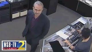 Man swaps $28,000 diamond with fake in jewelry store | WSB-TV