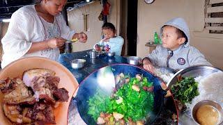 we are cooking pork mustard vegetable mix curry and rice for children's lunch