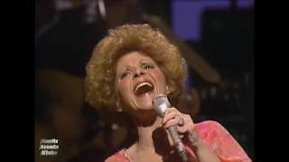 Brenda Lee Live - HD & CC - Broken Trust - (Archie Campbell clip)