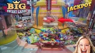 OMG HUGE CANDY PUSHER JACKPOT!!!! (ALL OF THE FEATURES!) KingPin Arcade Big SweetLand