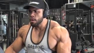 Jonathan Irizarry Trains Shoulders at ...destination DALLAS TEXAS