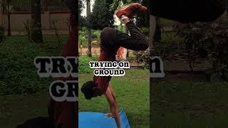 That's How 1 year Handstand looks like #HandstandProgress#FitnessJourney #yocalic