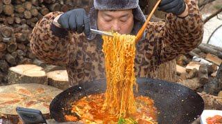 리스펙을 넘어 산적의 우상! 라끼남 육봉 강호동형님의 파채 삼겹살 라면 오징어 한마리까지~