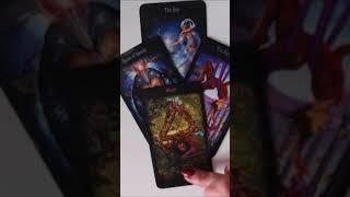 ЧТО ОН РЕЗКО ПОНЯЛ О ВАС⁉ расклады на таро#shorts #онлайнгадание #tarot #онлайгадание