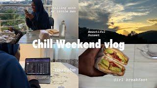 Hello December | cozy rainy weekend, breakfast prep, crocheting, laundry #weekendvlogs