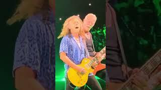 JAMES HETFIELD REACTION WHEN KIRK HAMMETT NAILS HARMONIC LIVE (2023) #METALLICA #shorts