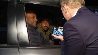 EXCLUSIVE; Ethiopia PM Dr Abiy Ahmed drive himself, stops say Hello to a foreigner on the streets.