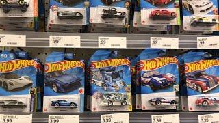 Hot Wheels Hunting | 2 Super Treasure Hunts found!! Zamacs!! Heavy 2022 E case wave!! 