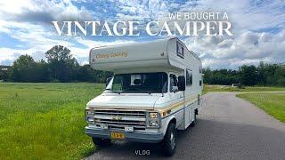 We Bought A VINTAGE CAMPER VAN RV - Is It Any Good?