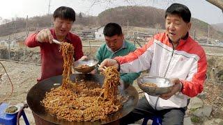 대패삼겹살 짜파게티 이렇게 먹어도 맛있네! [Jjapaghetti with thin pork belly meat]