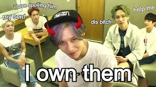 shinee is just taemin and his servants/ babysitters