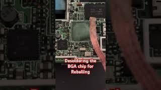 Desoldering the BGA chip for Reballing. #soldering #reballing #chipset #technique #electronic
