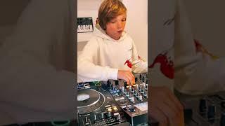 THIS KID DJ HAS TALENT  [via dj.elfigo/TT] | MUCHMUSIC