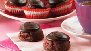 Chocolate Covered Cherry Cookies