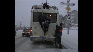 Вандализм в общественном транспорте