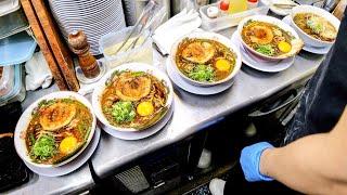 Preparations started at 7AM → The Super Couple Sells 260 Bowls a Day at this 15 Seats Ramen Shop!