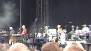 BRIAN WILSON - I just wasn't made for these times (live @Primavera Sound) (4-6-2016)