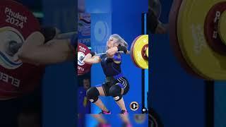 Female Weightlifter | Team Romania  #weightlifter | Cambei Mihaela Valentina #bravo