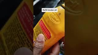 How to bleed brakes in Fork lift