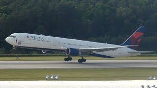 Delta 767-400 takeoff from RDU