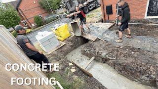 Concrete foundations for an extension - Bricklaying construction