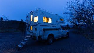 A Relaxing Winter Night All Alone in my 4x4 Truck Camper