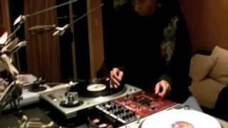 DJ Q-Bert, DJ Phase, & Chris Karns (fka DJ Vajra) freestyle scratch session