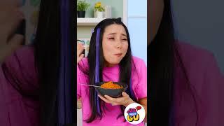 ¿Izquierda o derecha?  DESAFÍO DE COMIDA DE COLORES por 123 GO! HOUSE