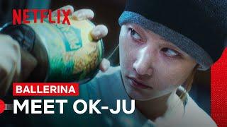 Jun Jong-seo Beats Up Robbers with a Can of Pineapples | Ballerina | Netflix Philippines