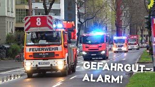 [SCHWEFELSÄURE-AUSTRITT VERMUTET!] - Gefahrgutzug der Feuerwehr KÖLN auf Einsatzfahrt