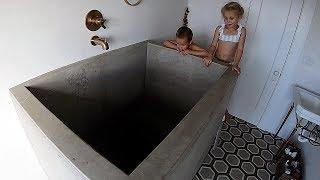 THE DEEPEST BATH TUB IN THE WORLD!